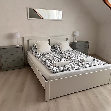 Pacsirta Apartman Grand إغير المظهر الخارجي الصورة